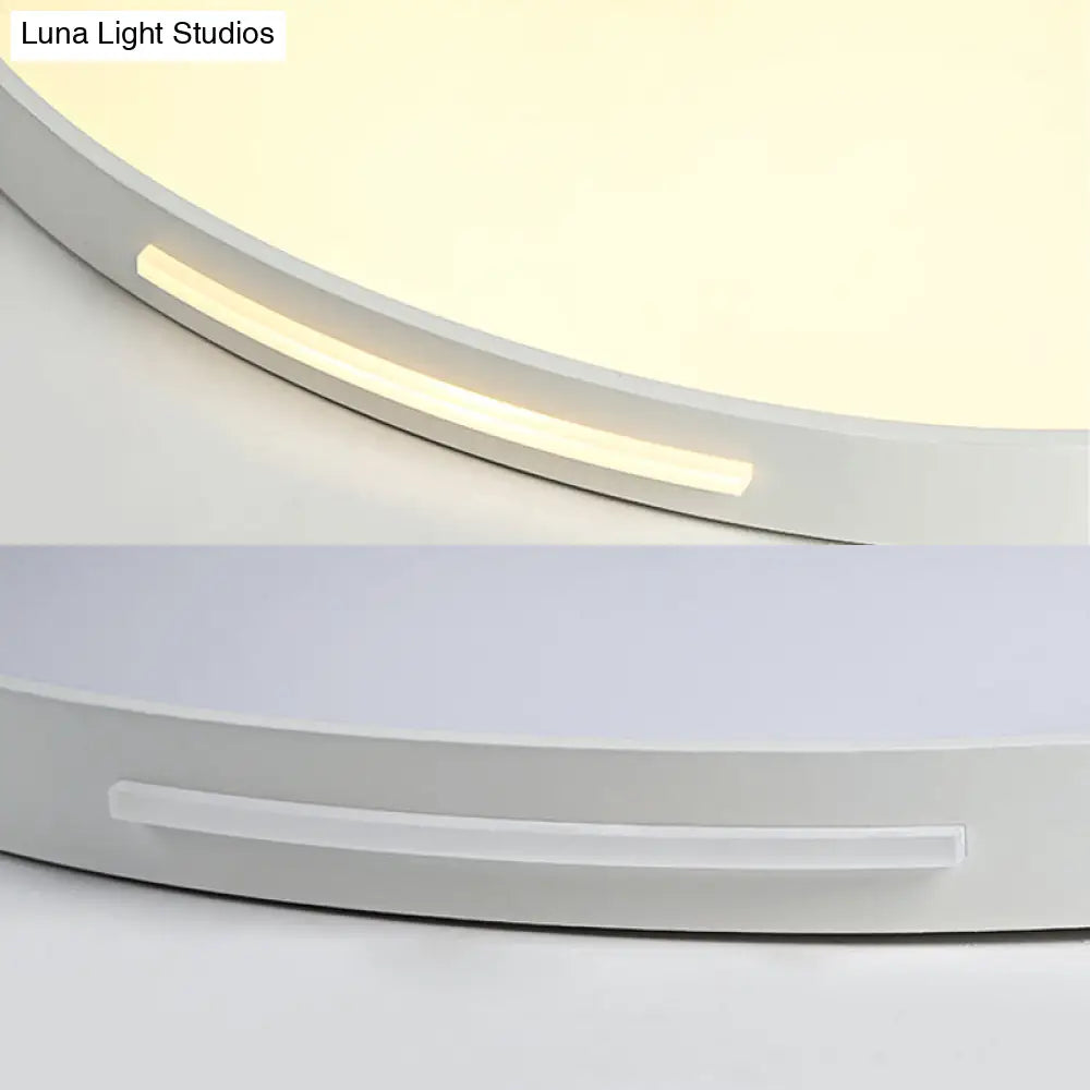 23’/27’ Dia Led Acrylic Ceiling Light Fixture In Simple Style White Thin Round Flush Lamp With
