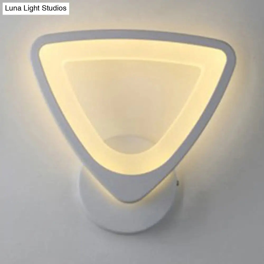 Acrylic Led Wall Sconce Light In Triangle Oval And Teardrop Shapes - Warm Or White