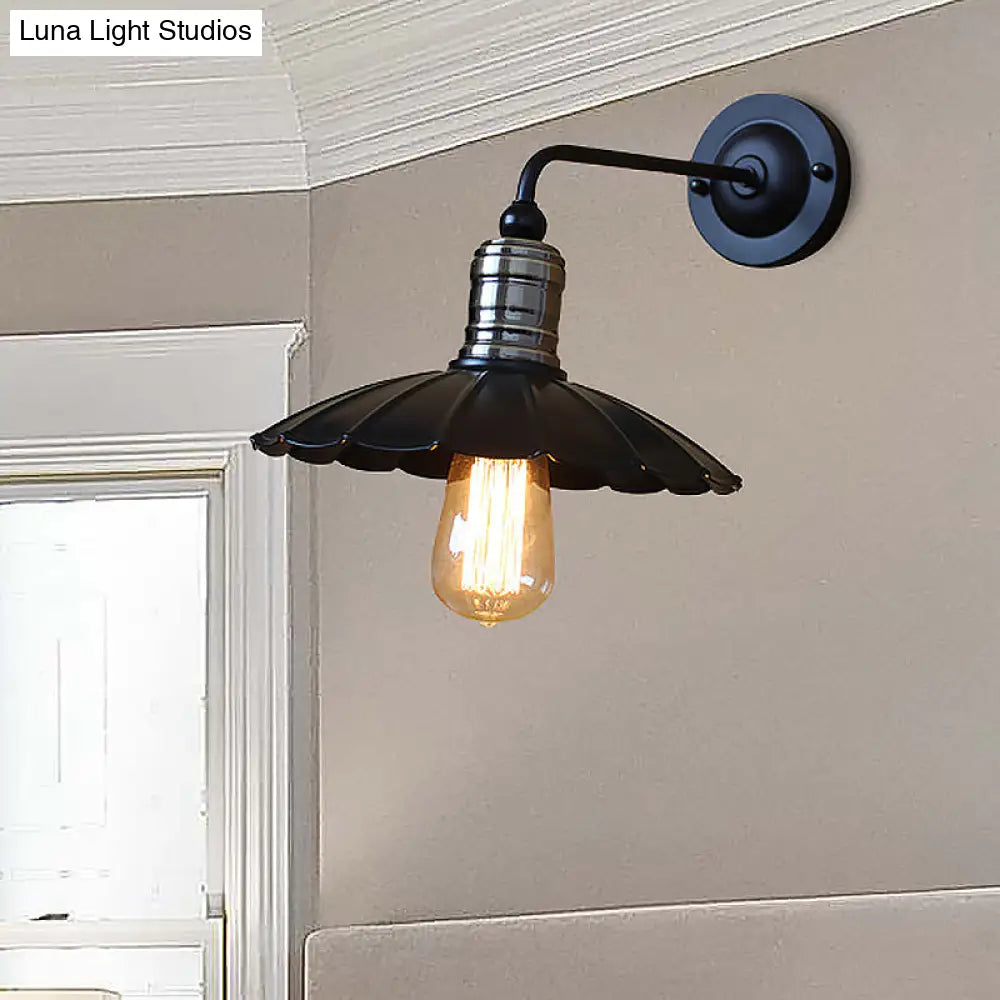 Black Vintage Scalloped Wall Sconce - 9.5/13 Dia 1-Light Metallic Mount For Bedroom