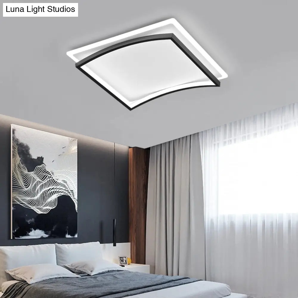 Curved Flush Mount Metal Ceiling Light In Black And White - Simple & Stylish Living Room Fixture