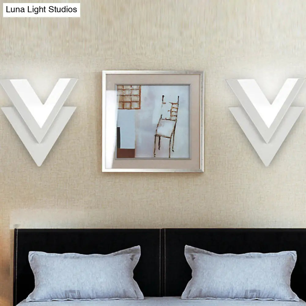 Customizable V-Shaped Led Sconce Light For Living Room And Bedroom