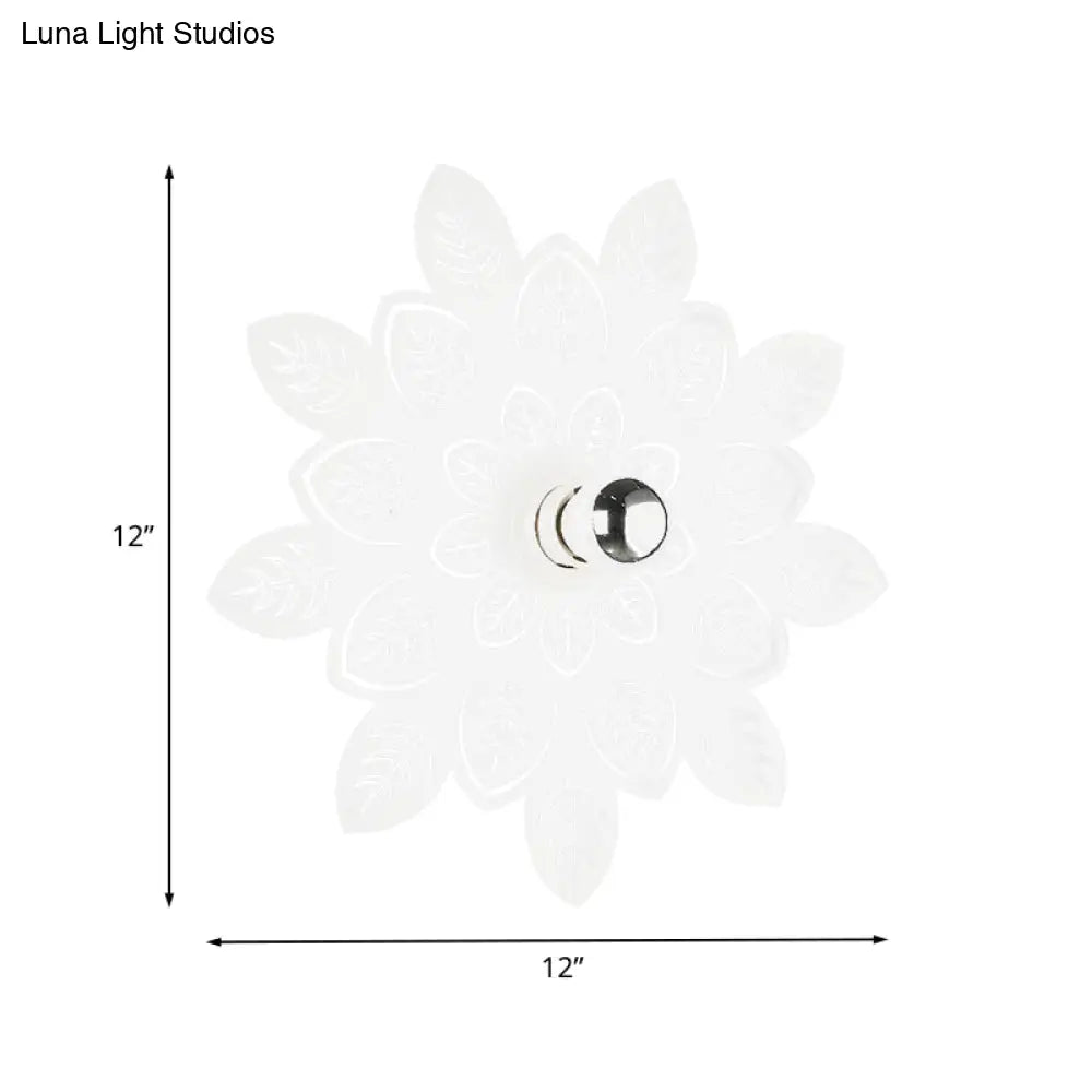 Iron Leaf Shaped Sconce Lighting - Nordic Style Led Wall Mount Lamp For Living Room