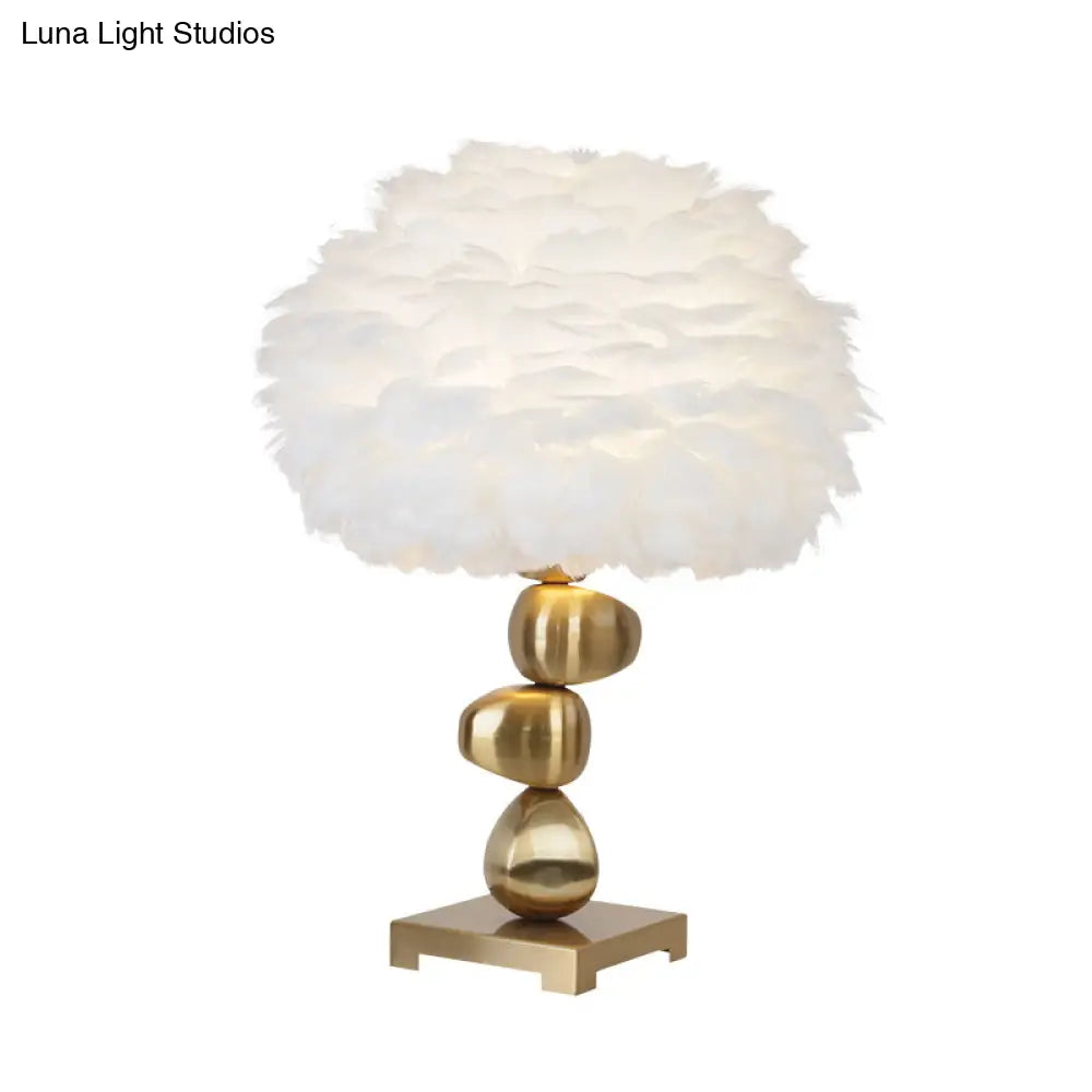Mid-Century Metal Cobby Table Lamp With Soft White Feather Shade For Bedroom