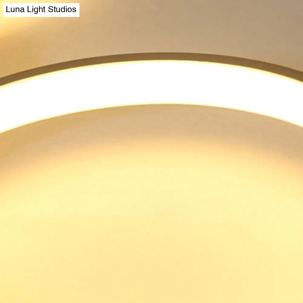 Minimalistic Black Acrylic Circle Flush Mount Ceiling Light With 3 Lights