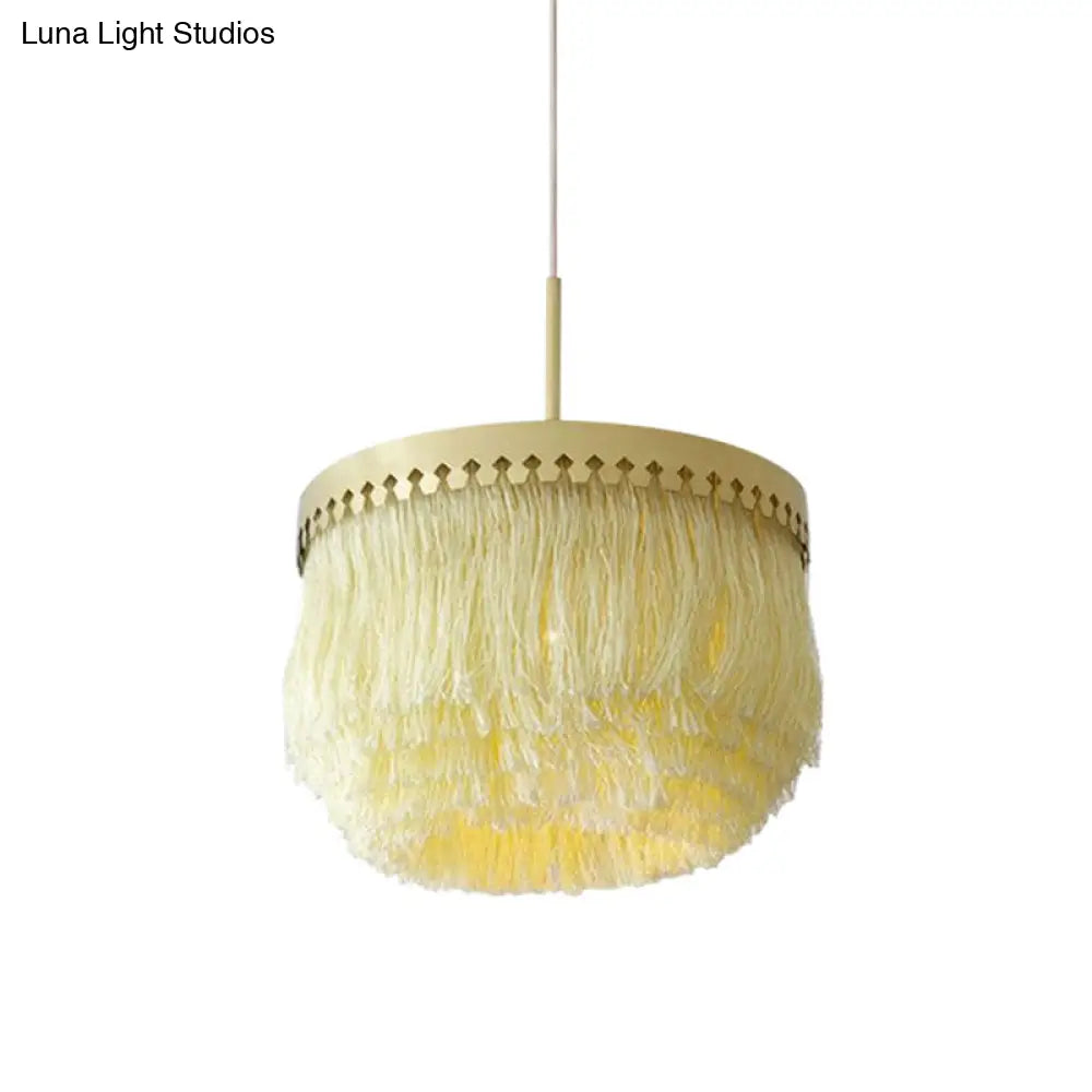 Minimalistic Round Fringe Pendant Light Fixture In Gold
Or
Gold Suspension - Simple & Elegant