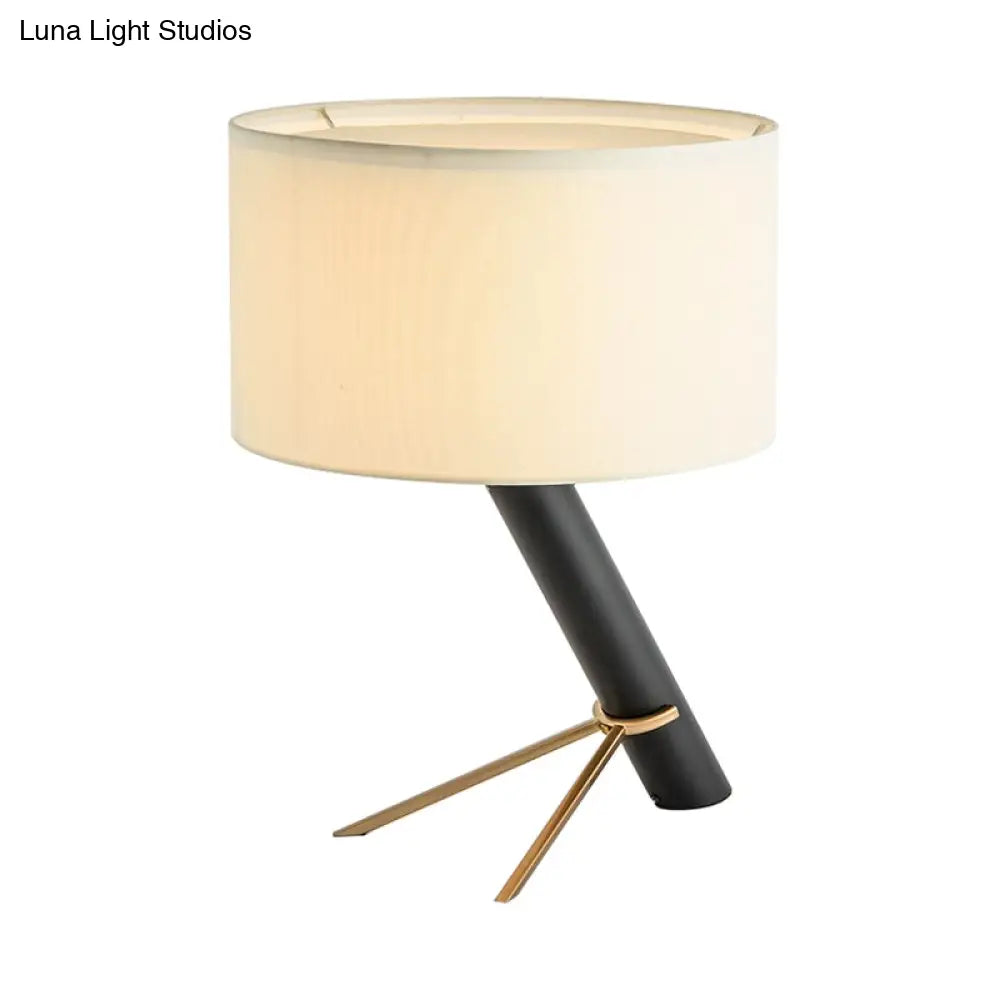 Modern Fabric Drum Shade Desk Light - White 1-Head Creative Table Lamp With Pull Chain For Study