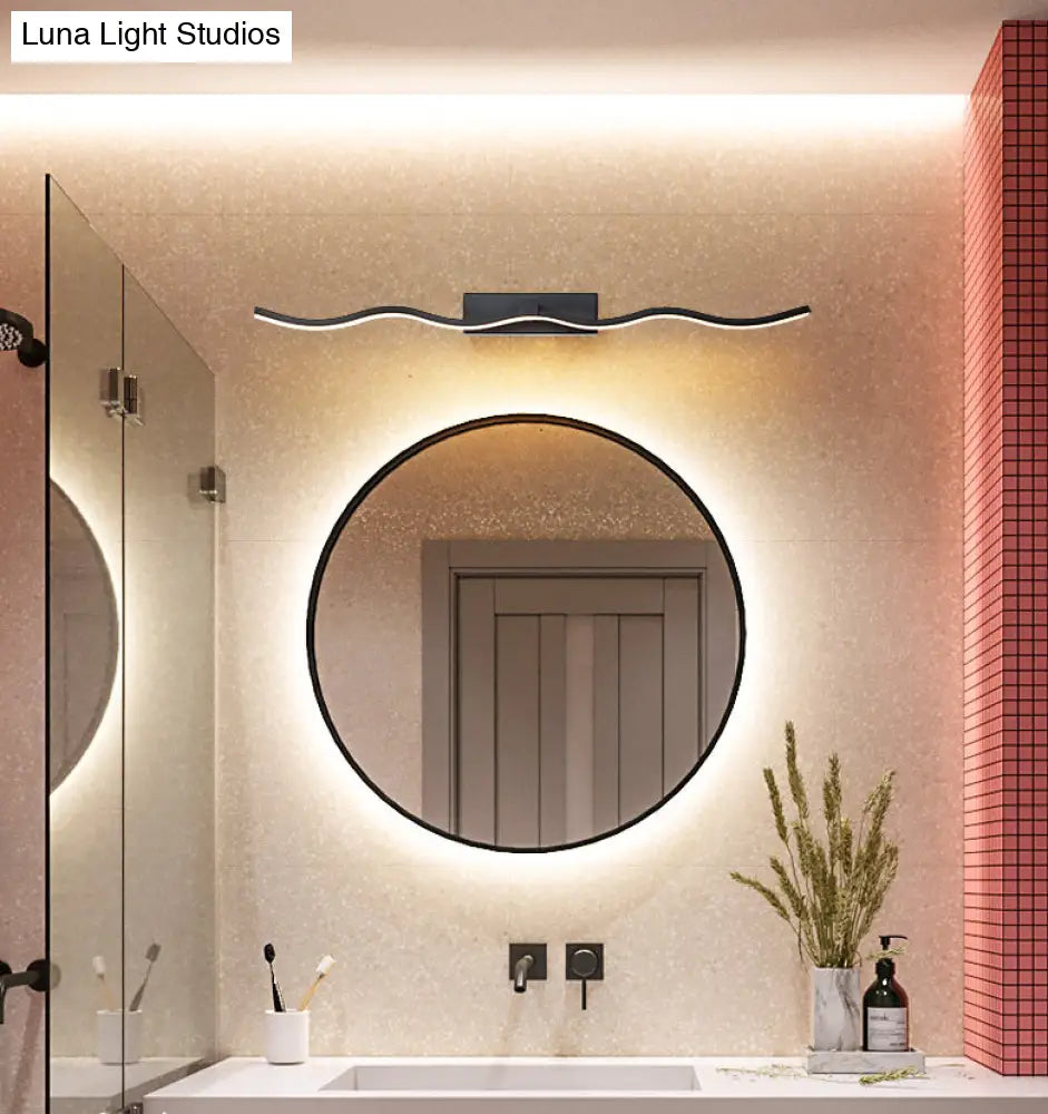 Modern Minimalist Metal Wall Vanity Light With Waving Design