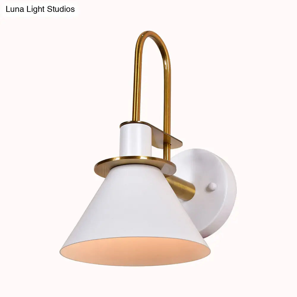 Modern Nordic Pyramid Wall Sconce Light For Study Room And Bedroom