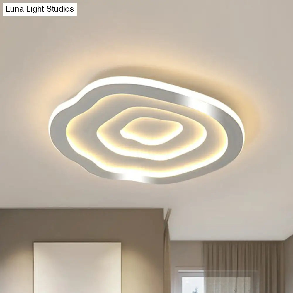Modern White Led Flush Mount Ceiling Light With Acrylic Concentric Pattern