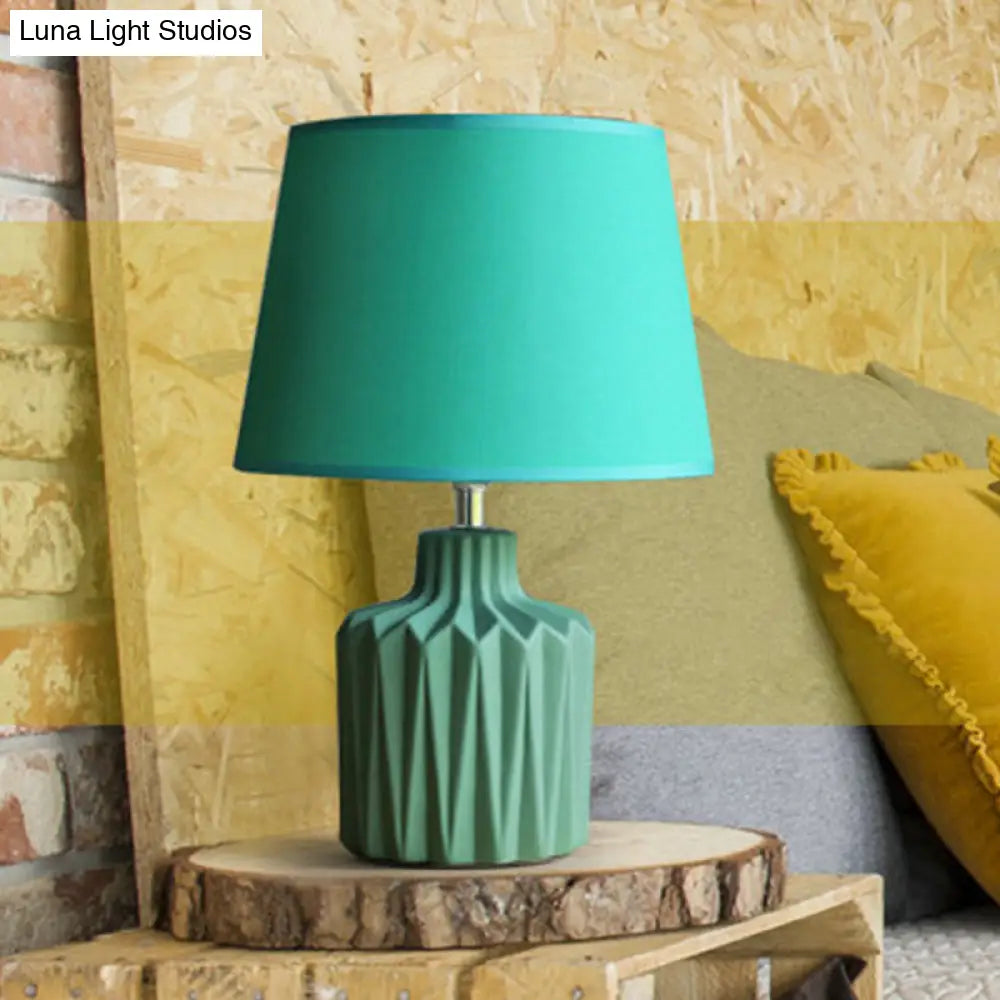 Nordic Ceramic Table Lamp: Green Ridged Jar Design 1-Light Living Room Nightstand Light With Tapered