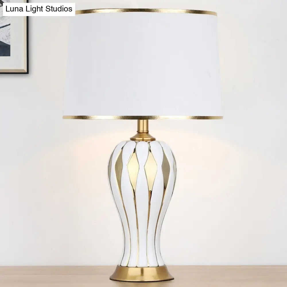 Nordic Style White Bedside Lamp With Reading Light 1-Bulb Fabric Table For Bedroom