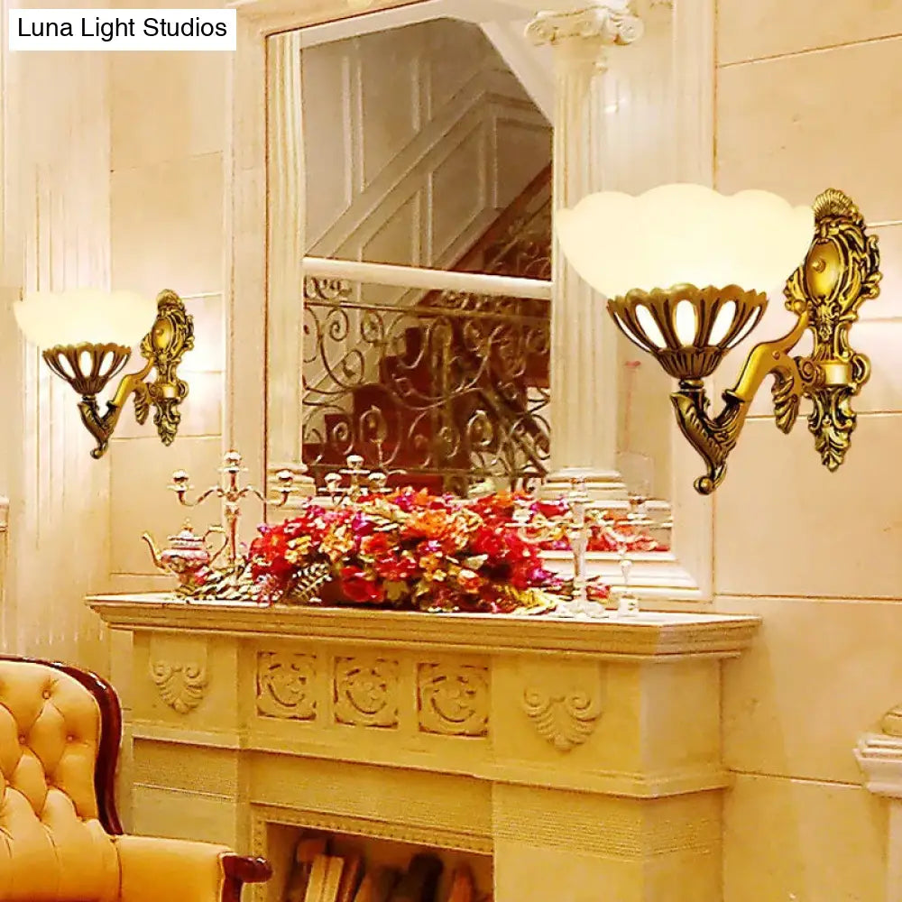 Traditional Cream Glass Scalloped Wall Light With Antiqued Bronze Mount - 1 Head Bedroom Lamp