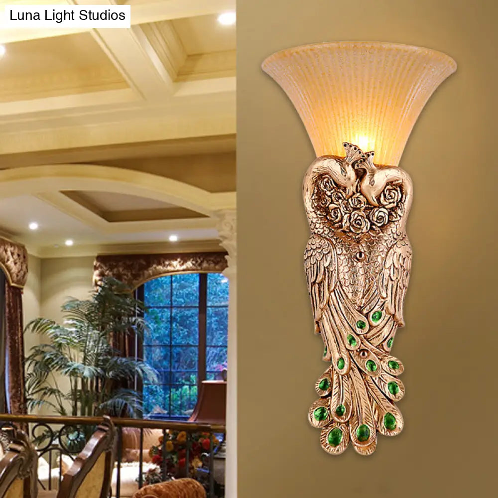 Wall Sconce With Countryside Design And Fluted Amber Glass - Peacock Decor In Gold