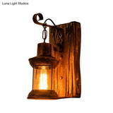 1-Light Industrial Lantern Wall Mount With Clear Glass Shade - Ideal For Restaurants