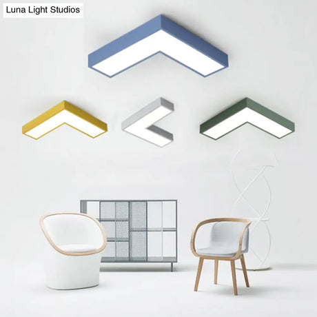 10’/14’ Wide Flush Mount Arrow Led Ceiling Light Fixture In Minimalist Acrylic Grey/Yellow/Blue