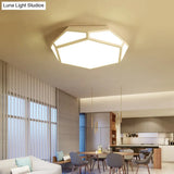 16.5’/20.5’ Metal Geometric Flush Mount Ceiling Light With Acrylic Shade In Nordic Black/White