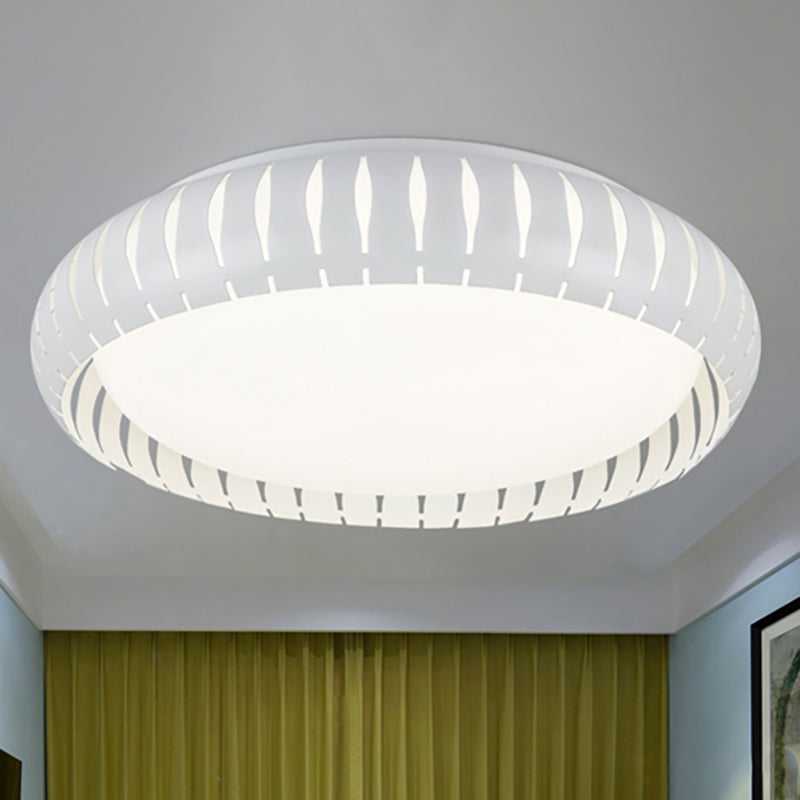 Simple Metal Led Ceiling Flush Mount Light White/Black With Hollow Shade For Living Room 18.5/22.5