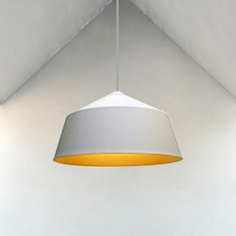 Nordic Style Dome Shaped Pendant Ceiling Light - Metal 1 Black/White Hanging Design White