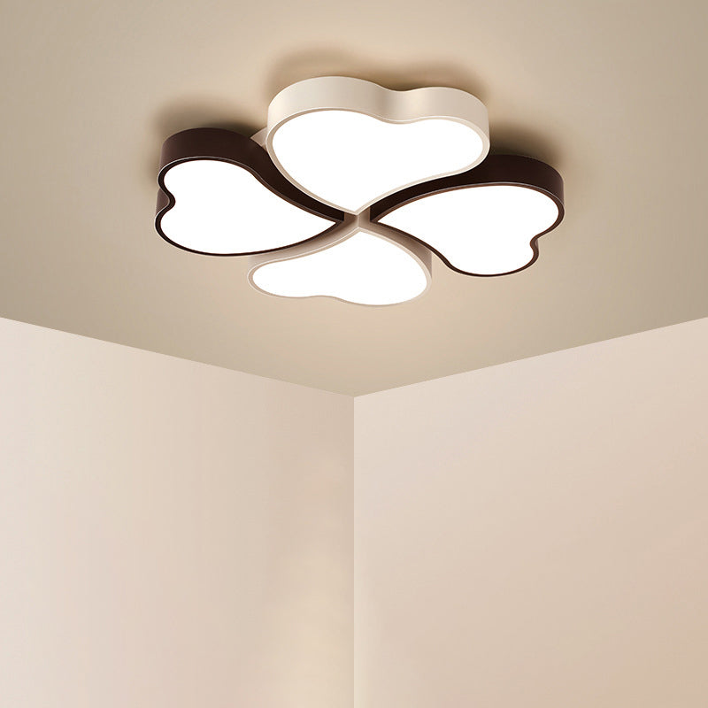 Nordic Style Led Ceiling Lamp - Clover Shaped Flush Mount Light Fixture Black-White / White Loving