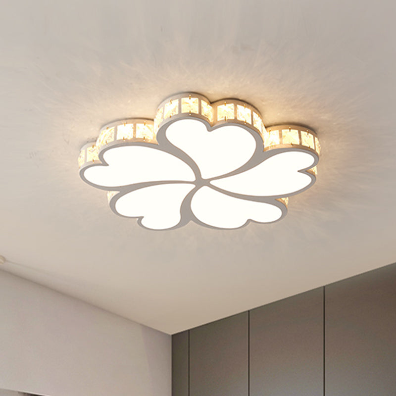 Modern Metal Clover Flush Mount Light With Clear K9 Crystal Led Black/White
