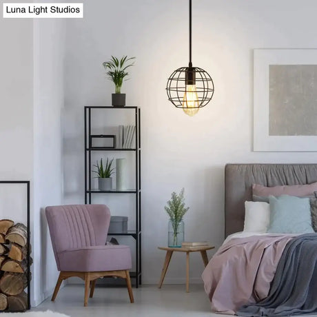 7 Type Modern Black Cage Pendant Lights Iron Minimalist Nordic Pyramid Lamp Pendant