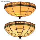 8’/10’ W Tiffany Flush Mount Ceiling Light With 3-Light Fixture In Beige Art Glass Dome Shade -