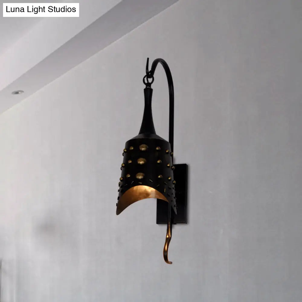 Antique Style Metal Sconce Light In Black For Hallway - Chimes One-Bulb Wall Lamp