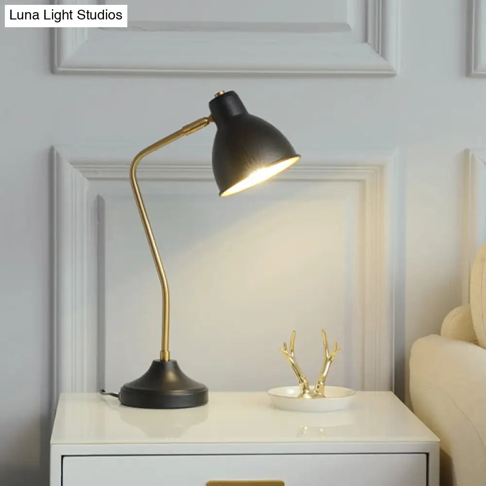 Black Iron Desk Lamp With Curved Arm - Vintage Led Bedside Reading Light