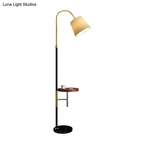 Black Single-Bulb Floor Lamp: Traditional Tapered Shape With Tray & Fabric Standing Light