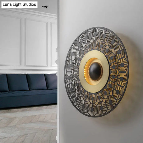 Brass Circular Led Porch Wall Light Fixture - Colonial Style Flush Mount Sconce