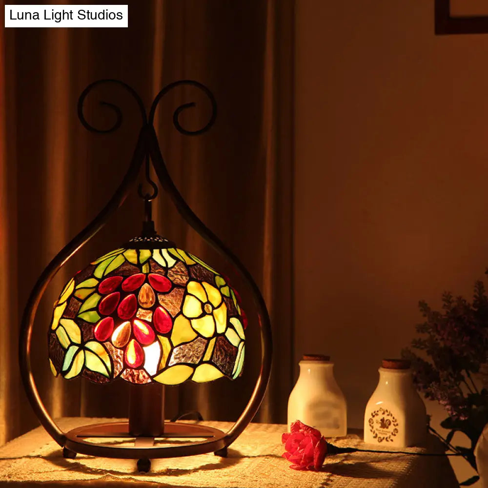 Classic Stained Glass Nightstand Lamp With Green Floral And Bird Pattern - Elegant Table Lighting