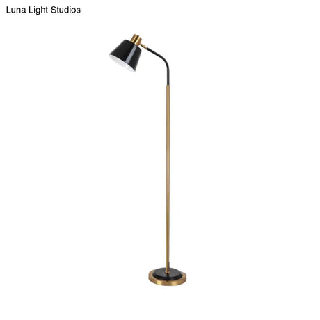 Conic Rotatable Reading Floor Light - Nordic Metal Lamp In Black/White Brass Finish