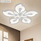 Contemporary Acrylic Blossom Ceiling Flush Light With White Semi Mount - 5/9 Heads