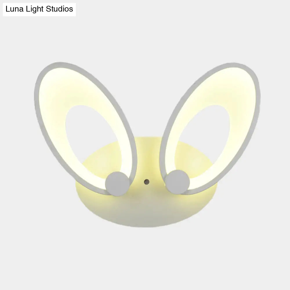 Contemporary Led Acrylic Wall Sconce Light Fixture - White Finish Warm/White Perfect For Corners