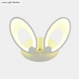 Contemporary Led Acrylic Wall Sconce Light Fixture - White Finish Warm/White Perfect For Corners