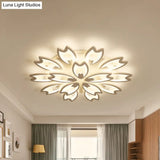 Contemporary Led Ceiling Light With Acrylic Buds - Warm/White/Natural Options 3/5/9 - Head Flush