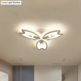 Contemporary Led Ceiling Light With Acrylic Buds - Warm/White/Natural Options 3/5/9 - Head Flush