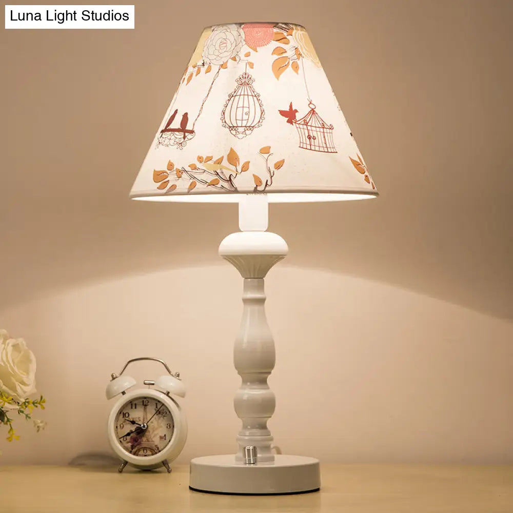 Contemporary White Reading Light With Fabric Shade - Ideal For Living Room And Study Areas