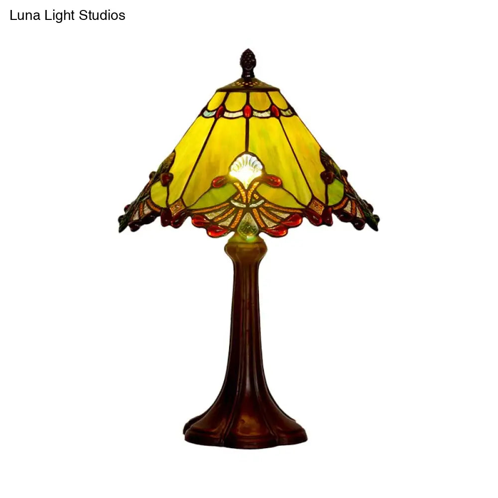 Craftsman Single Coffee Table Lamp - Green Glass Pyramidal Night Light With Jewels