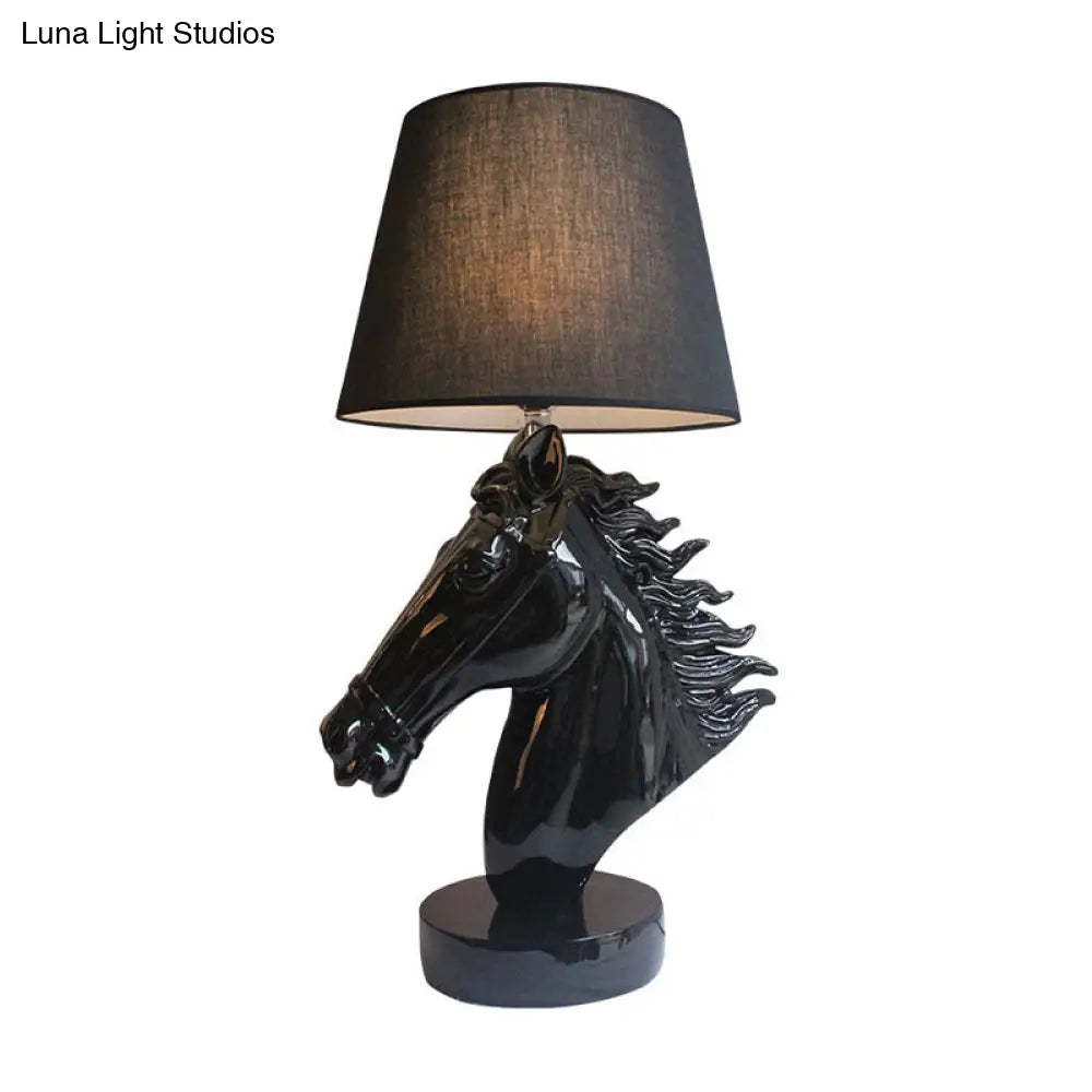 Farmhouse Resin Steed Head Night Light Table Lamp With Polished Gold/Black Finish