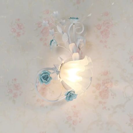 Flower Shade Frosted Glass Wall Sconce - Countryside 1-Light Bedroom Lamp In White / Right