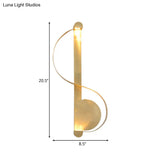 Gold Colonial Wall Mounted Lamp With Curved Metal Design For Bedroom