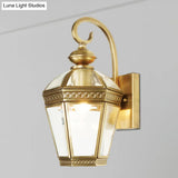 Gold Geometric Metal Wall Sconce - Traditional Foyer Light With 1 Bulb
