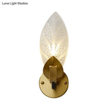 Gold Leaf Wall Light With Frosted Textured Glass 1 Bulb Colonial-Style Mount