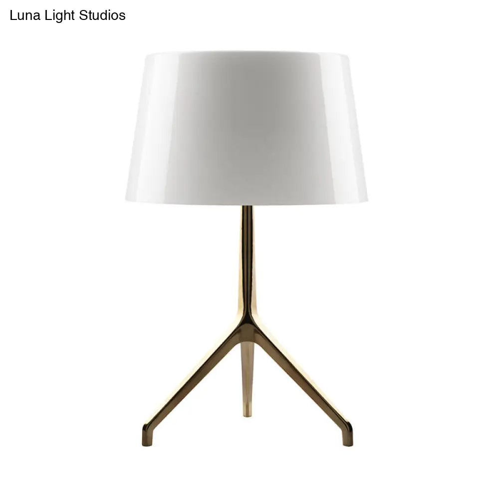 Gold Metal Tripod Nightstand Lamp With Barrel Shade For Bedroom Simple & Elegant Design