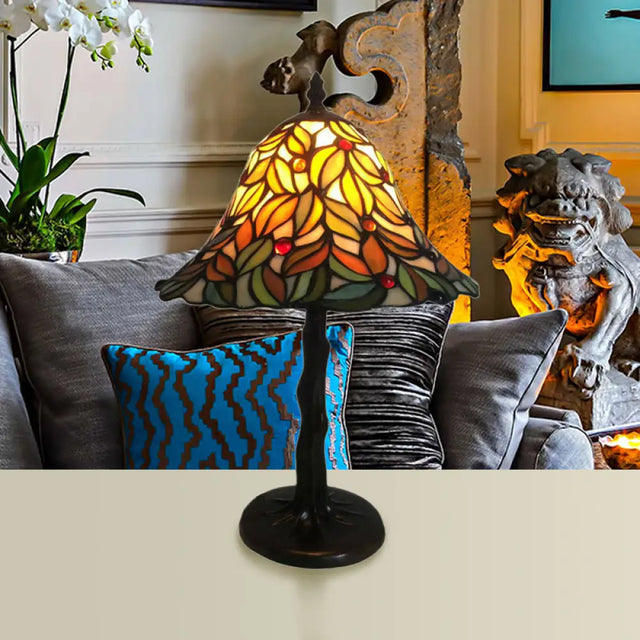 Green Antique Stained Glass Table Light With Tapered Shade - Ideal For Bedroom Desks And Tables
