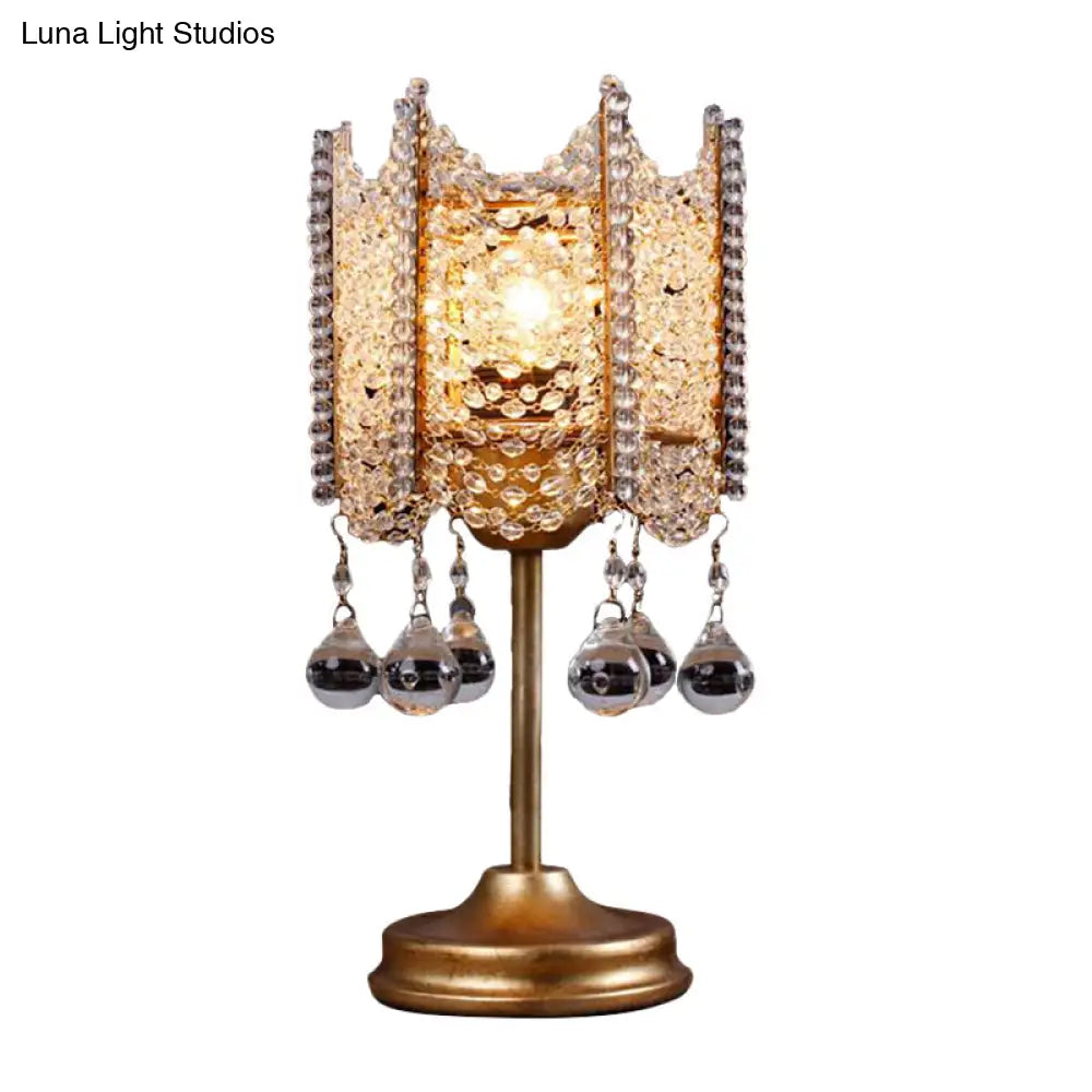 Hexagonal Crystal Strand Table Light - Traditional Bedroom Nightstand Lighting In Silver/Gold