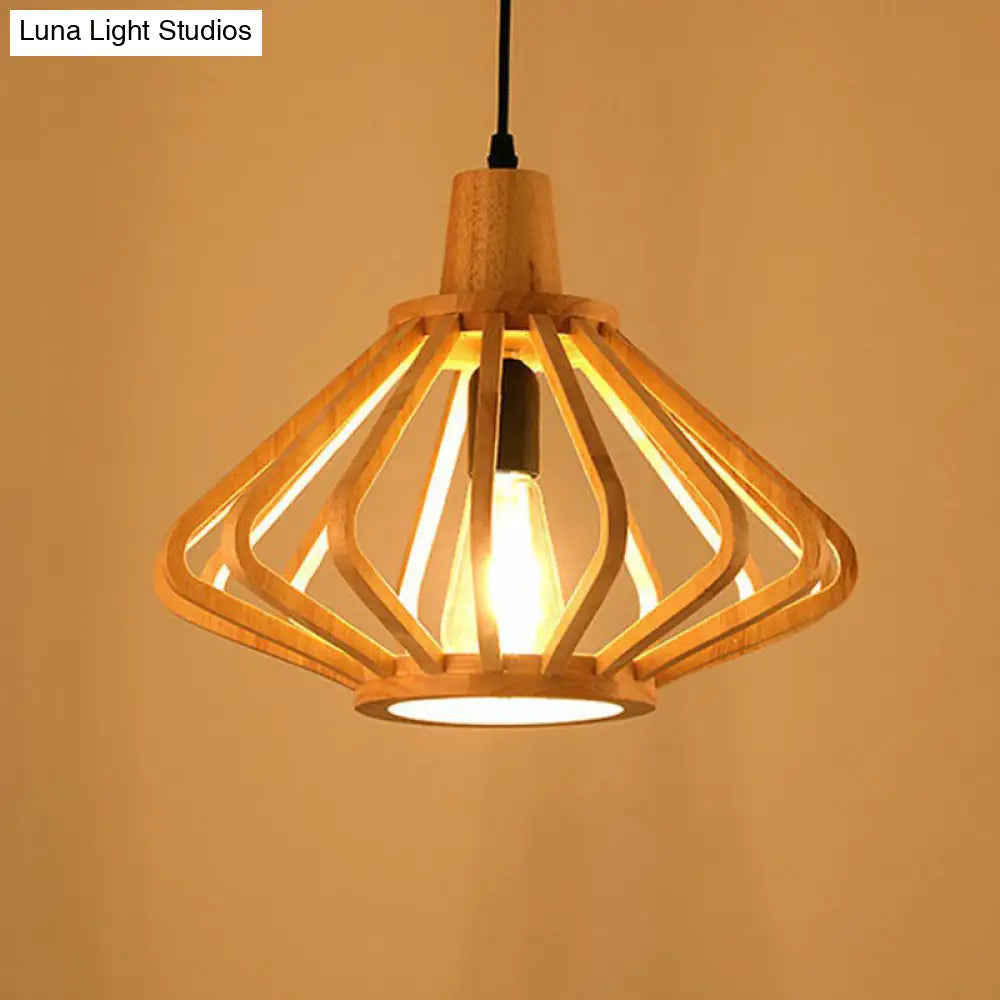 Japanese Wood Single-Bulb Pendant Ceiling Light - Stylish Shade & Ideal For Restaurants