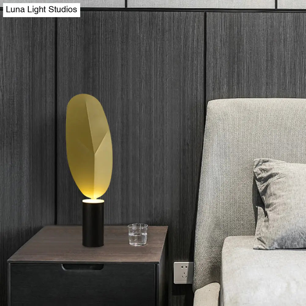 Led Leaf Task Light Metal Night Table Lamp In Pink/Gold - Modernist Design For Living Room