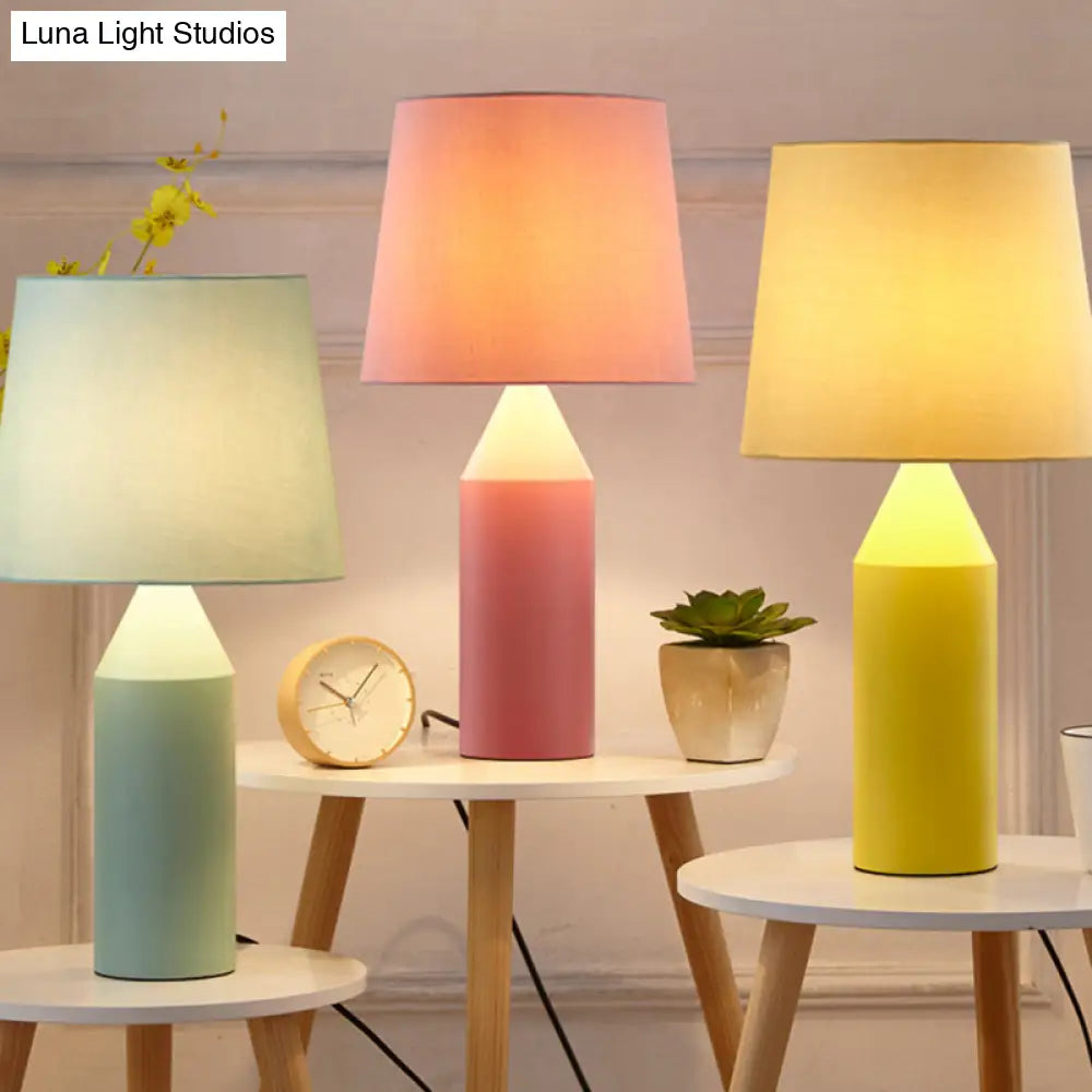 Macaron Colored Desk Light Pen - Modern Fabric Table Lamp For Restaurants